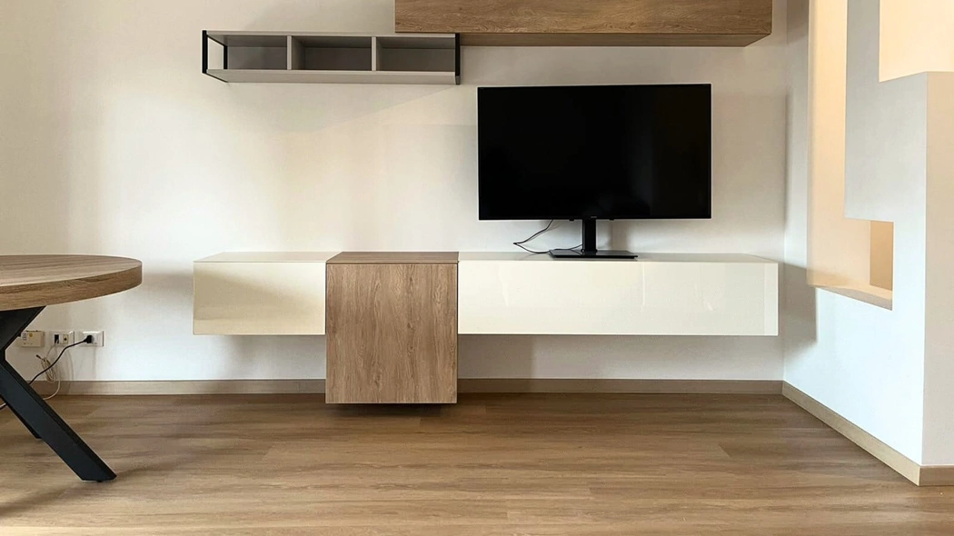 Pavimento Maxi effetto legno di Swing Floor