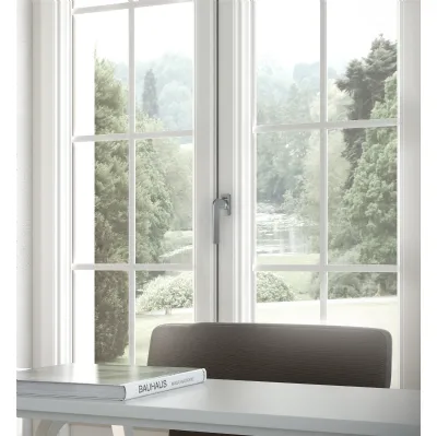 Finestra in alluminio e pvc Inglesine di Nurith